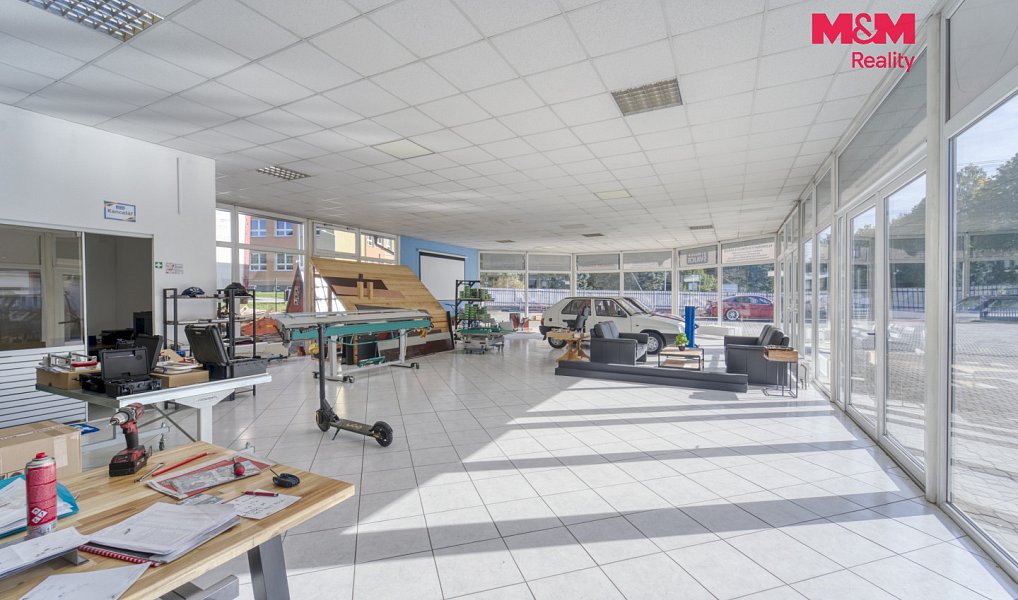Prodej komerčního prostoru, 561 m², Karlovy Vary, Toužim