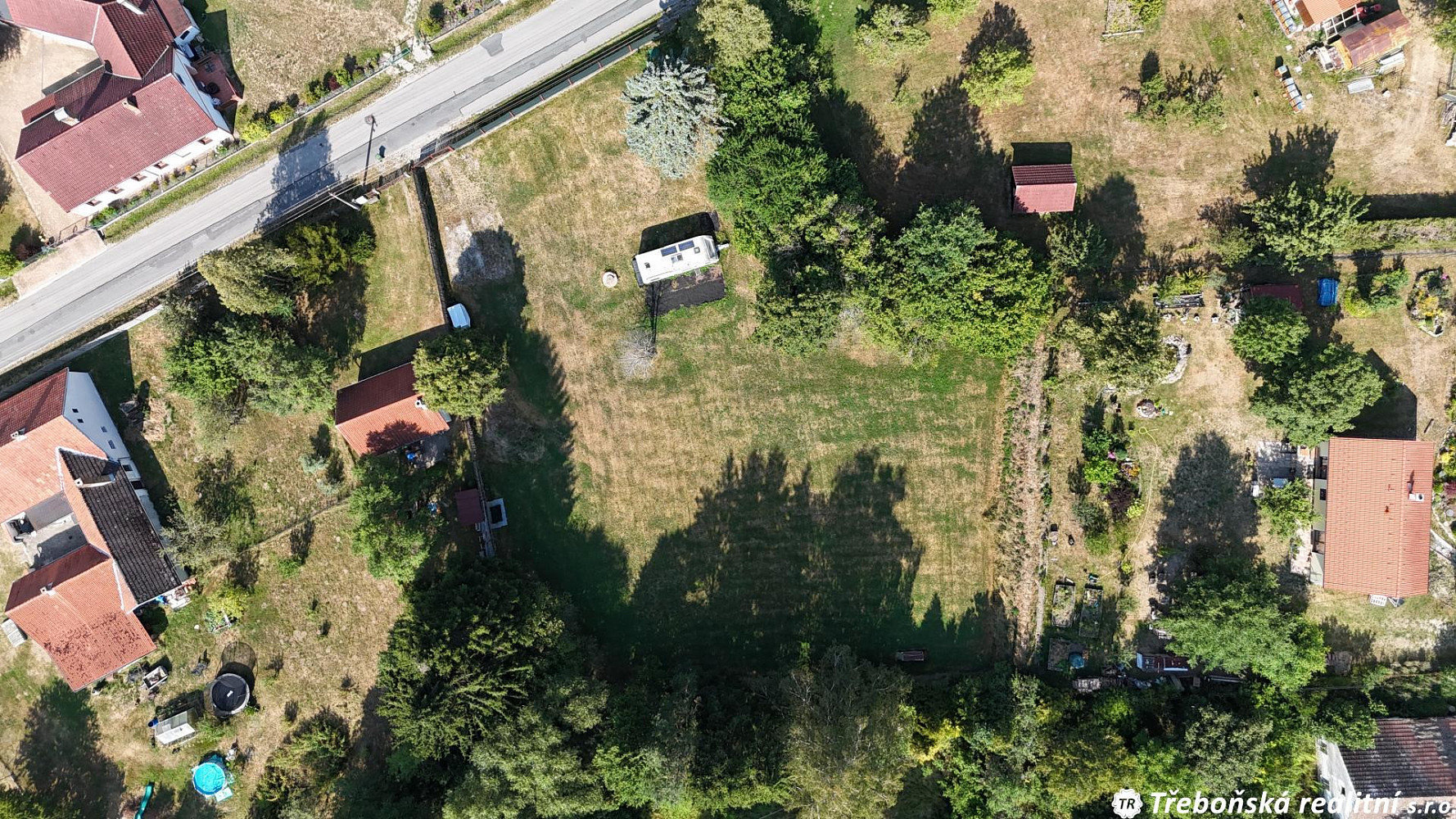 Prodej stavebního pozemku 2 592 m² – fotografie 4