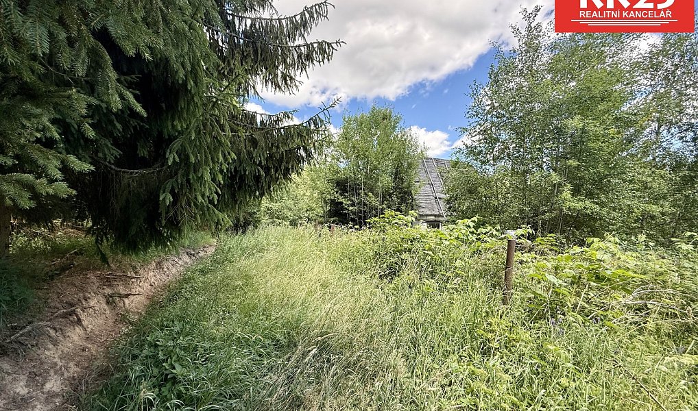 Prodej zahrady 1 072 m², Valy – náhled fotky 10