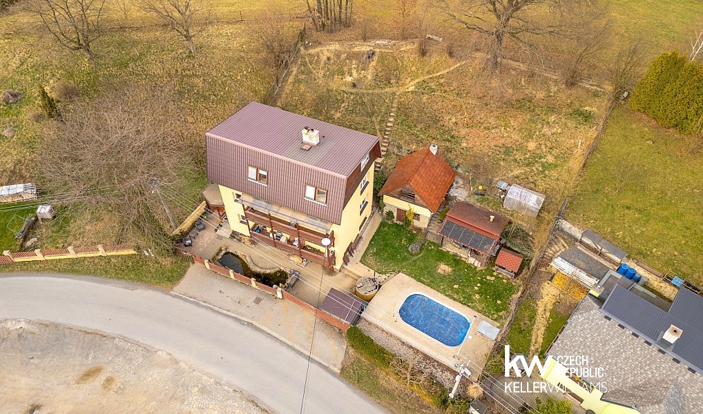 Prodej domu 251 m² s pozemkem 1 028 m², Zašová – náhled fotky 4