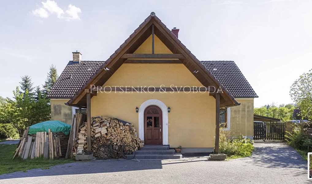 Prodej domu 298 m² s pozemkem 1 263 m², Heřmaň – náhled fotky 15