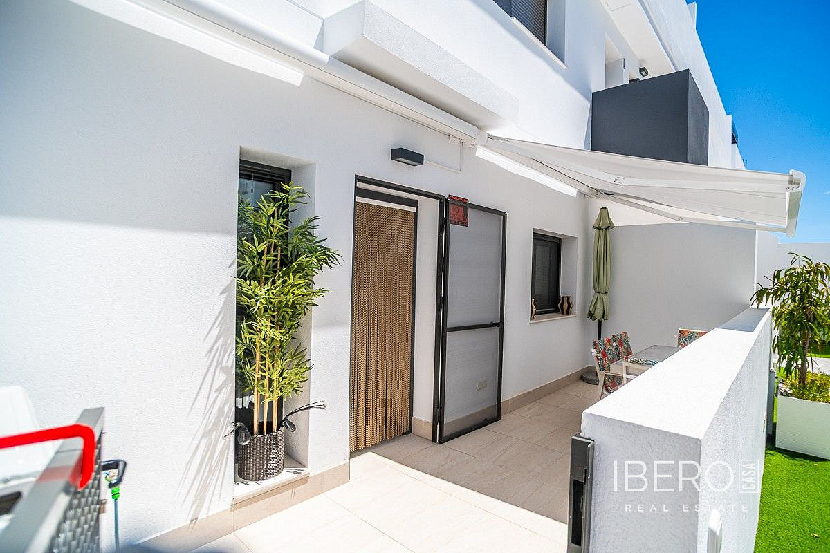 Piso 4+kk – Torrevieja, Urbanización Los Balcones - Vista 5