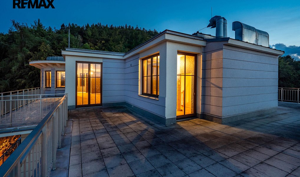 Prodej bytu 6+kk 537 m², Karlovy Vary – náhled fotky 13