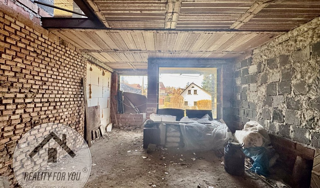 Prodej domu 270 m² s pozemkem 1 011 m², Jesenný – náhled fotky 15