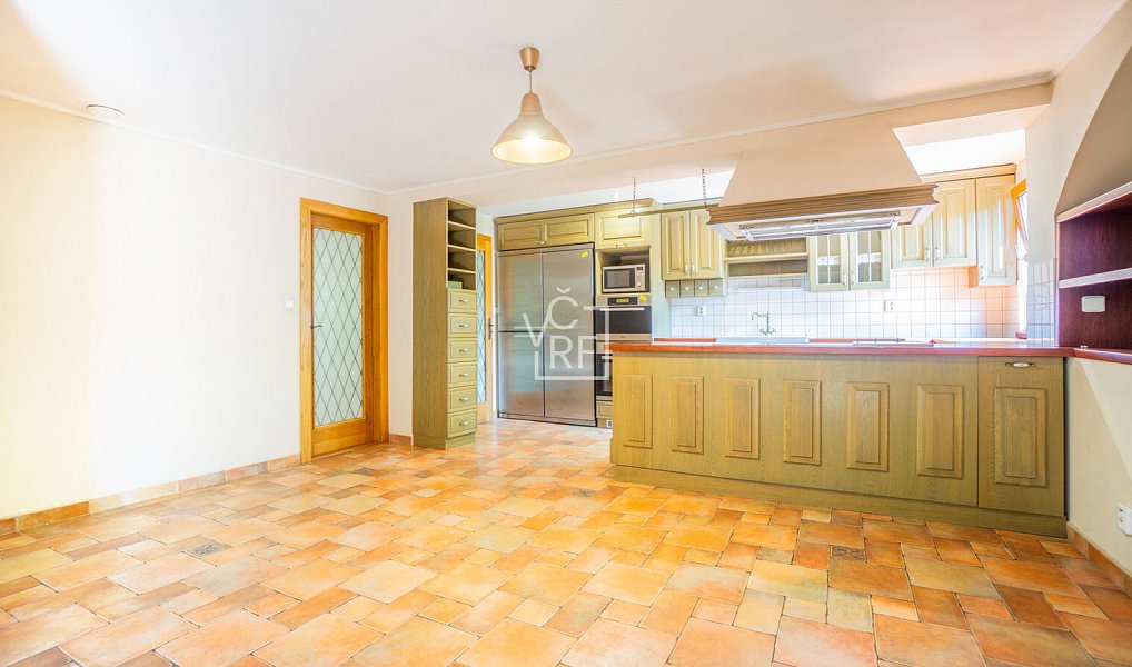 Prodej domu 260 m² s pozemkem 1 754 m², Mělník – náhled fotky 2
