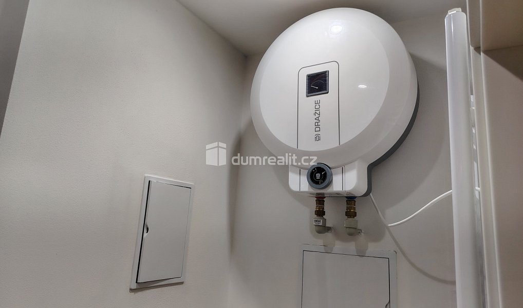 Pronájem bytu 1+kk 21 m², Děčín – náhled fotky 8