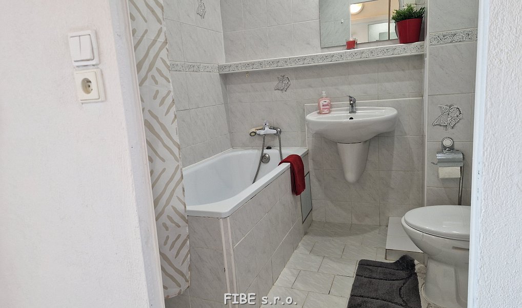 Prodej bytu 1+kk 34 m², Praha – náhled fotky 14