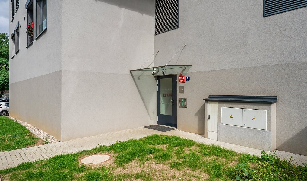 Prodej bytu 3+kk 85 m², Praha – náhled fotky 16