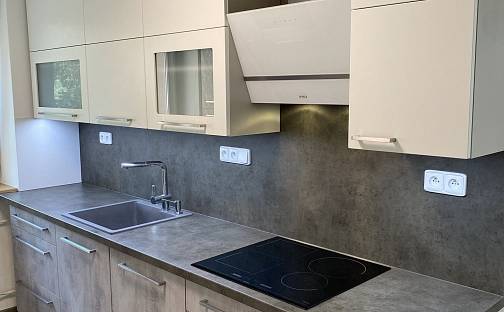 Pronájem bytu 2+1 52 m², Unhošťská, Kladno - Kročehlavy