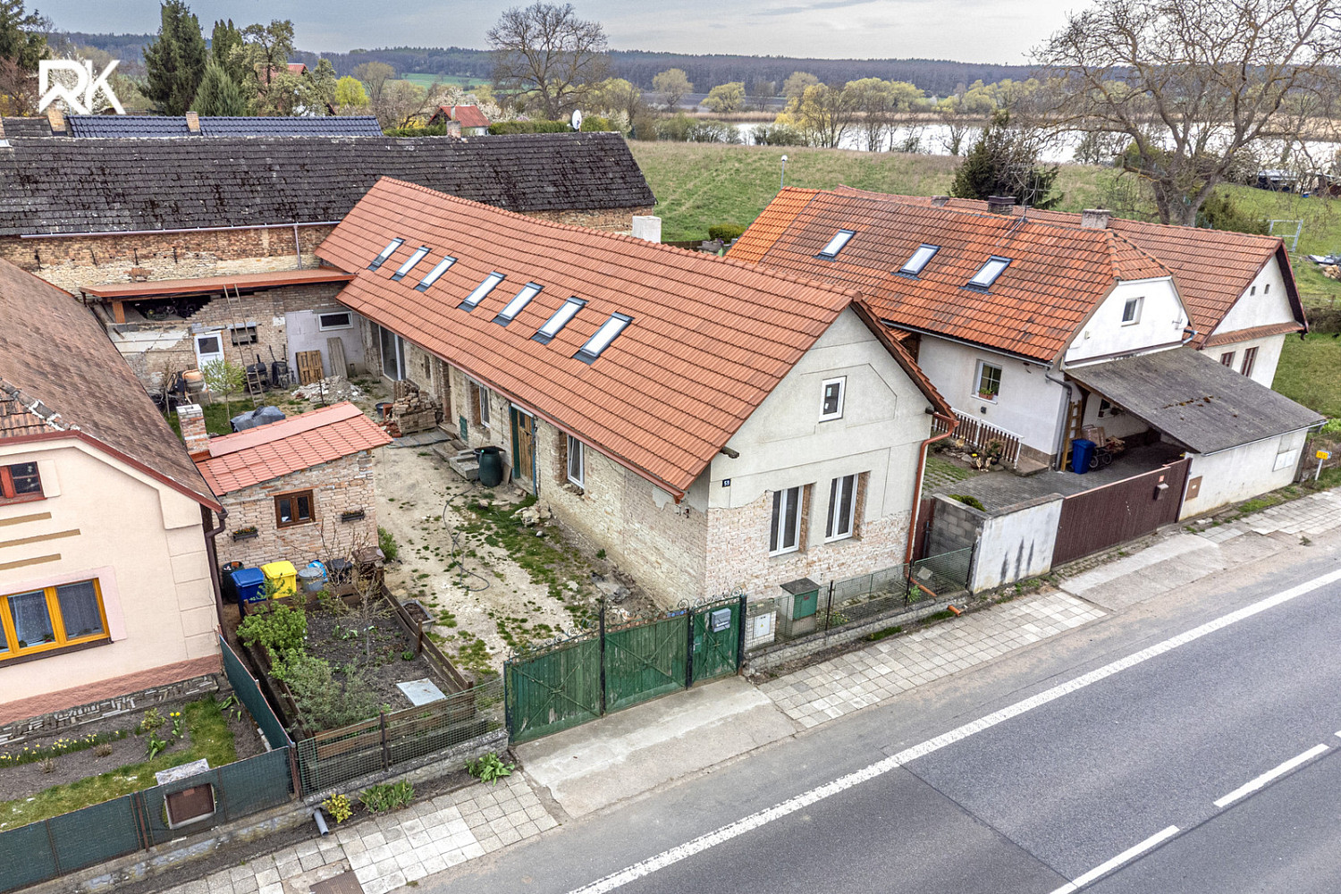Dům – Dlouhopolsko, okres Nymburk – pohled 5