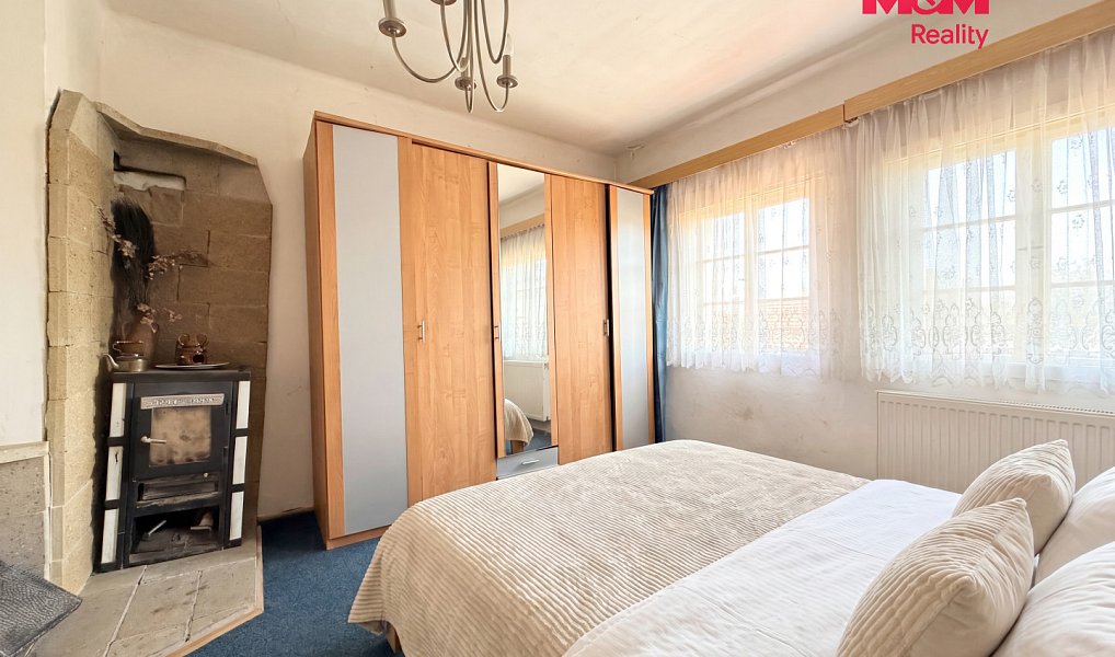 Prodej domu 200 m² s pozemkem 2 771 m², Zálužice – náhled fotky 15