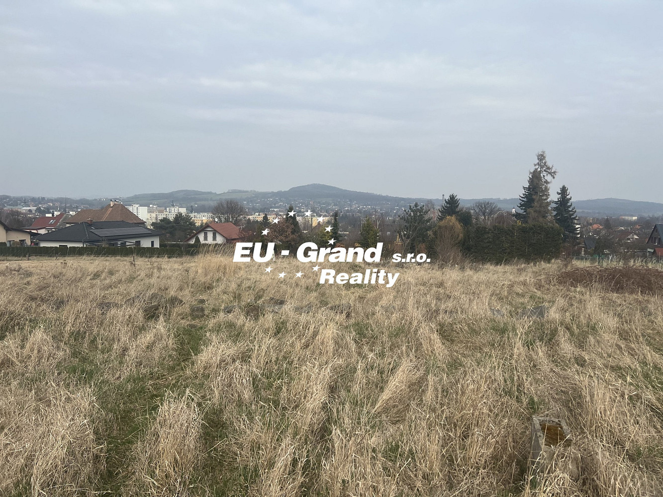 Prodej stavebního pozemku 1 157 m²
