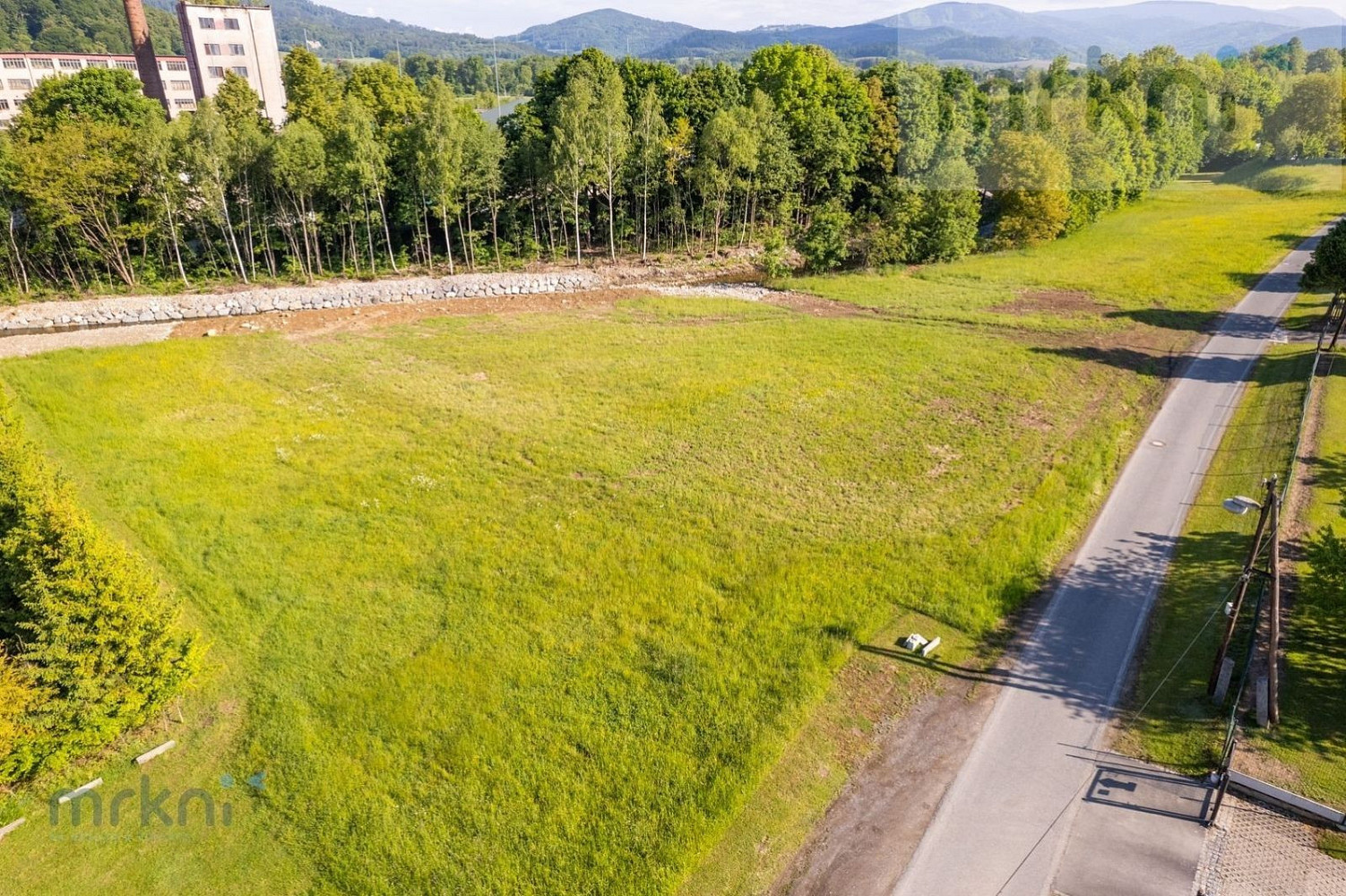 Prodej stavebního pozemku 706 m² – pohled 6