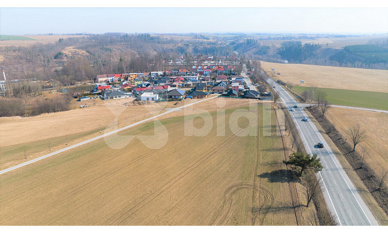 Prodej stavebního pozemku 2 109 m² – pohled 3