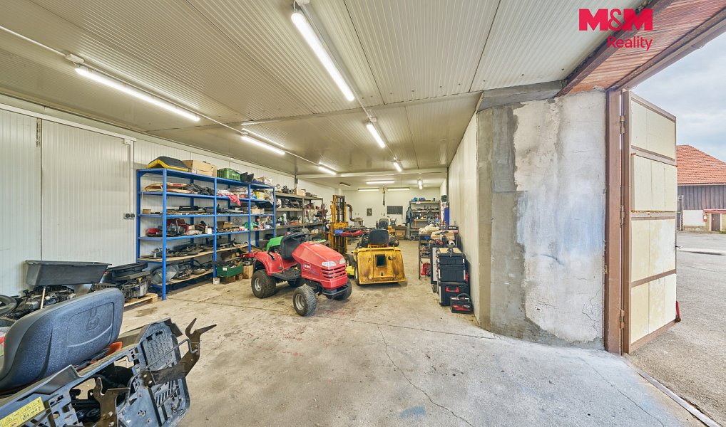 Pronájem výrobních prostor 453 m², Dubenec – náhled fotky 11
