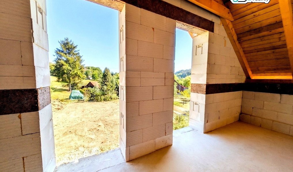 Prodej domu 276 m² s pozemkem 1 147 m², Zubří – náhled fotky 6