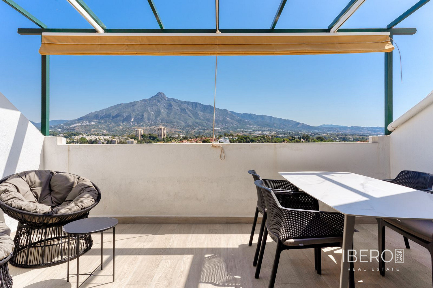 Piso 3+kk – Marbella, Nueva Andalucía - Más