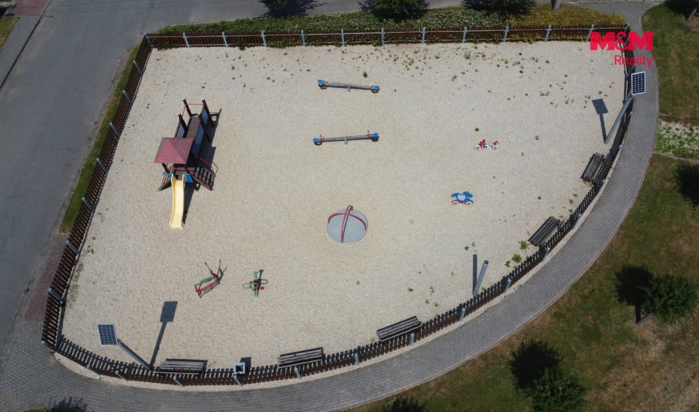 Prodej stavebního pozemku 836 m², Třebom – náhled fotky 10