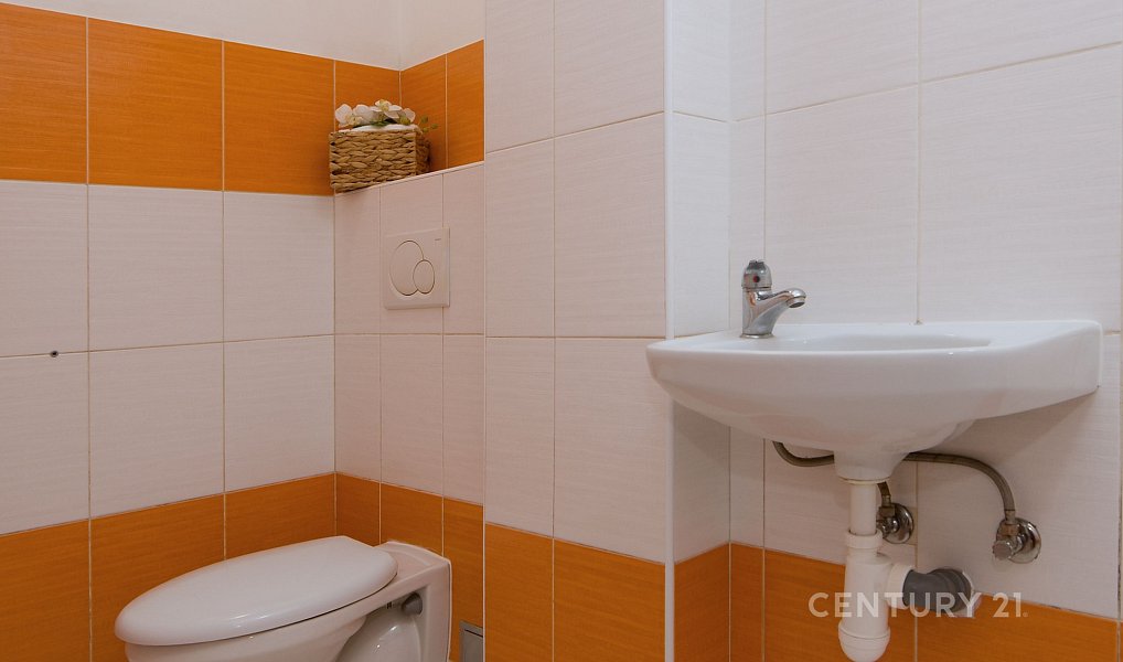 Pronájem bytu 1+kk 28 m², Praha – náhled fotky 12