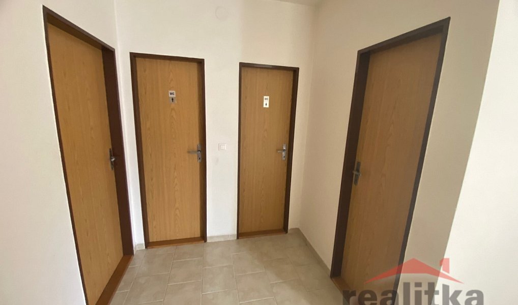 Prodej domu 525 m² s pozemkem 1 376 m², Opava – náhled fotky 12