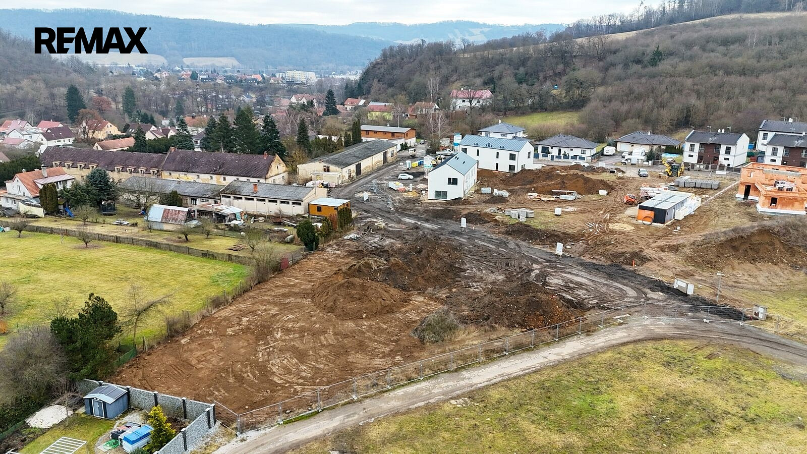 Prodej stavebního pozemku 1 062 m²