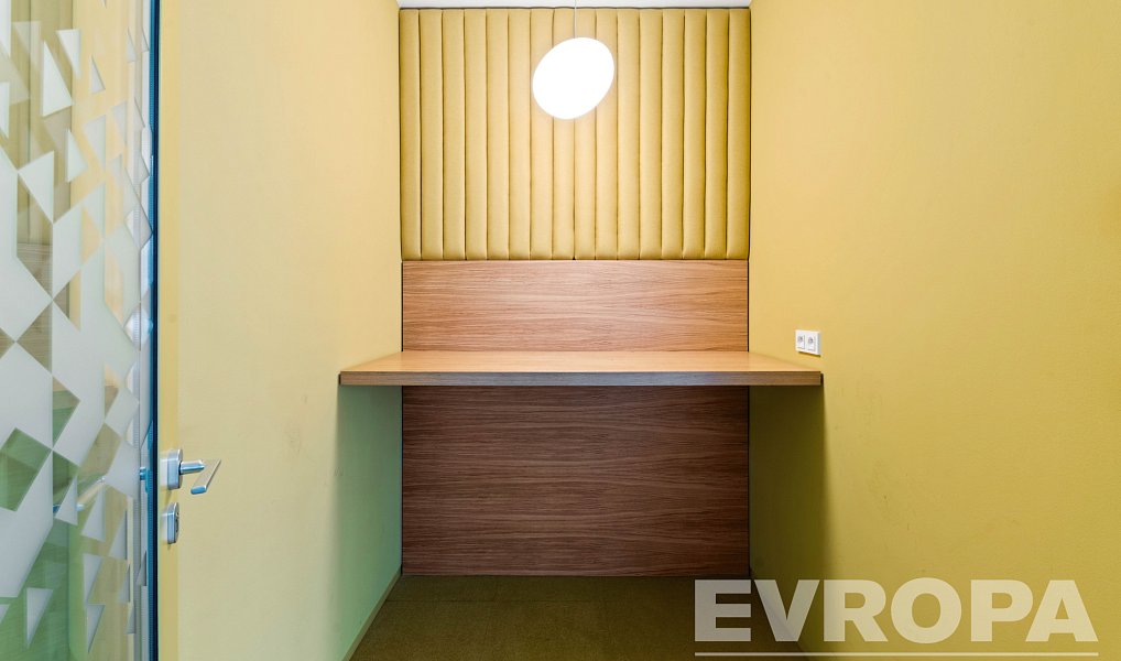 Pronájem kanceláře 648 m², Praha – náhled fotky 9