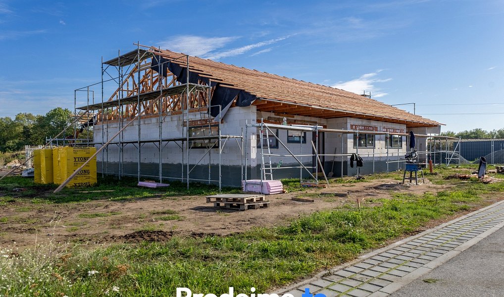 Prodej domu 81 m² s pozemkem 460 m², Hevlín – náhled fotky 8