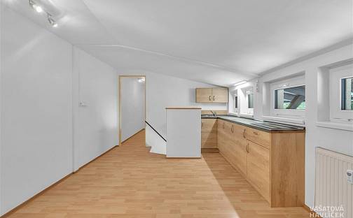 Pronájem bytu 3+kk 47 m², U Kapličky, Trutnov - Kryblice