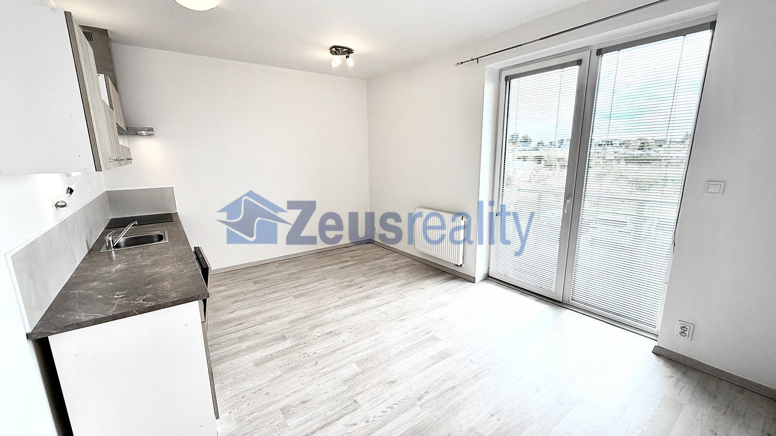 Pronájem bytu 1+kk 46 m² — photo 5