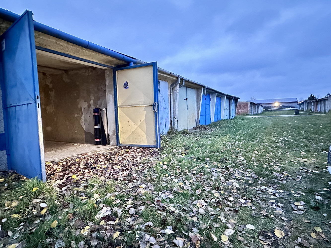 Prodej garáže 18 m² hodonín, ul. u kyjovky — photo 3