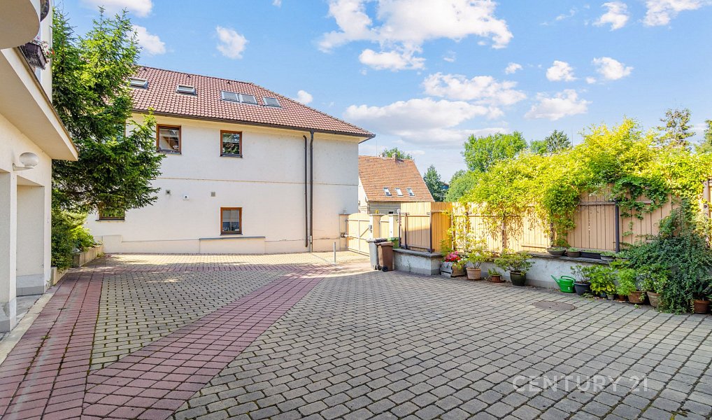 Prodej bytu 2+kk 64 m², Praha – náhled fotky 21