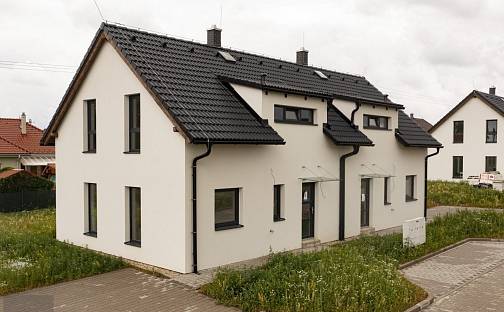 Prodej domu 96 m² s pozemkem 421 m², Librantice, okres Hradec Králové