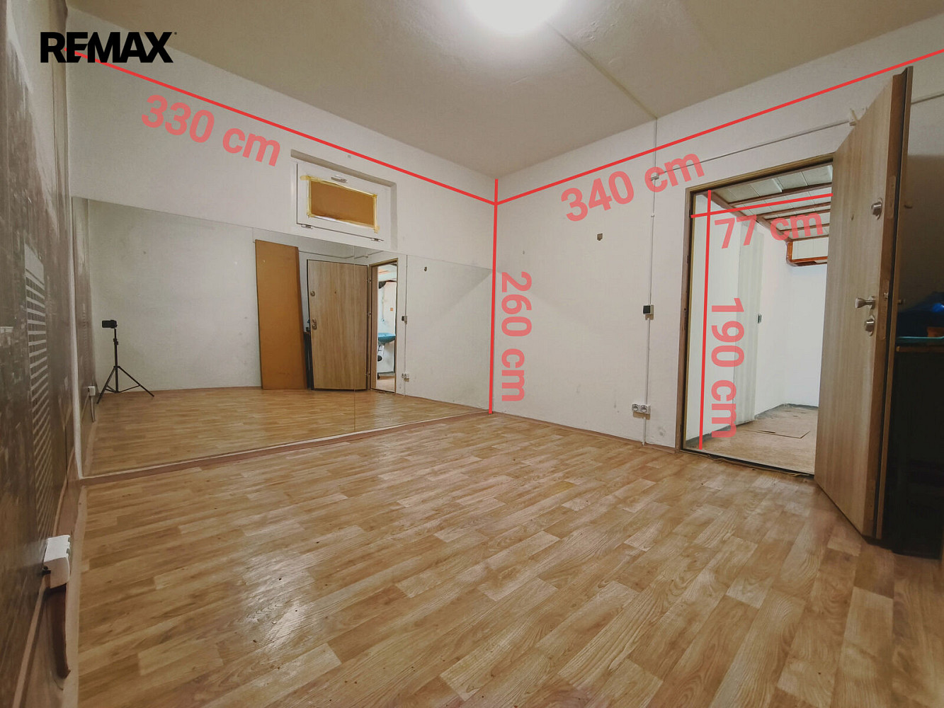 Pronájem kanceláře 12 m² – fotografie 2
