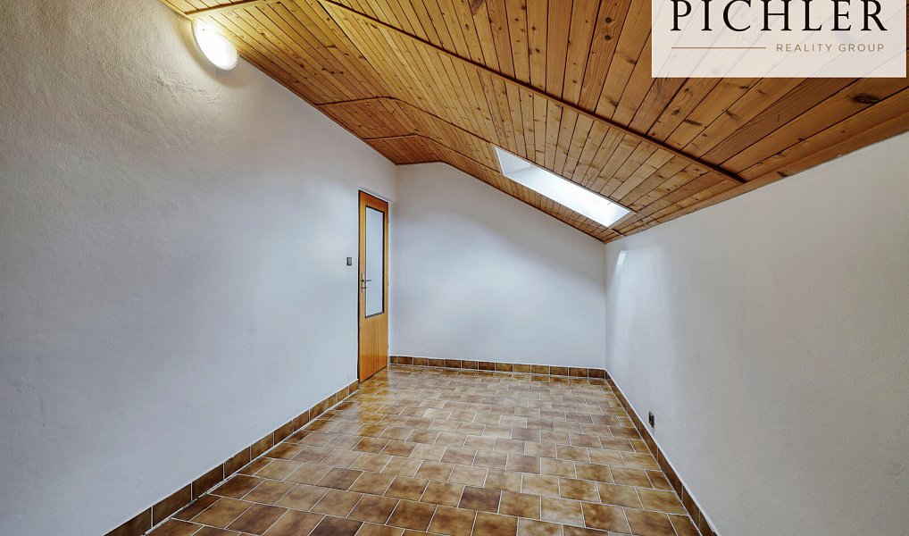 Prodej domu 320 m² s pozemkem 1 660 m², Tymákov – náhled fotky 30