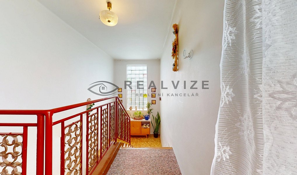 Prodej domu 180 m² s pozemkem 1 451 m², Nové Hrady – náhled fotky 17