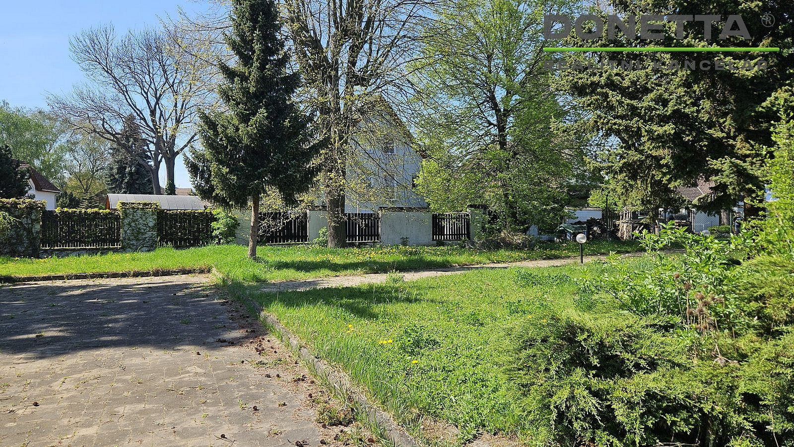 Prodej stavebního pozemku 820 m² – fotografie 3