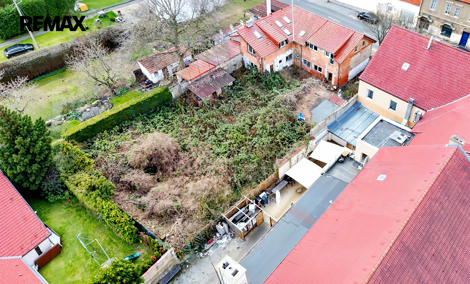 Prodej stavebního pozemku 849 m² – fotografie 2