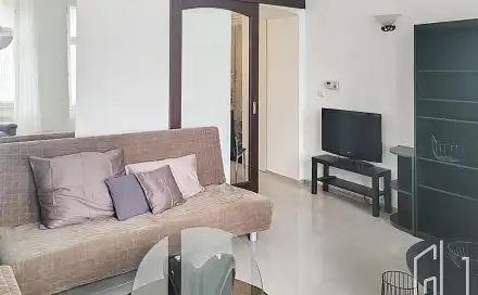 Pronájem bytu 2+1 60 m², Lublaňská, Praha 2 - Vinohrady