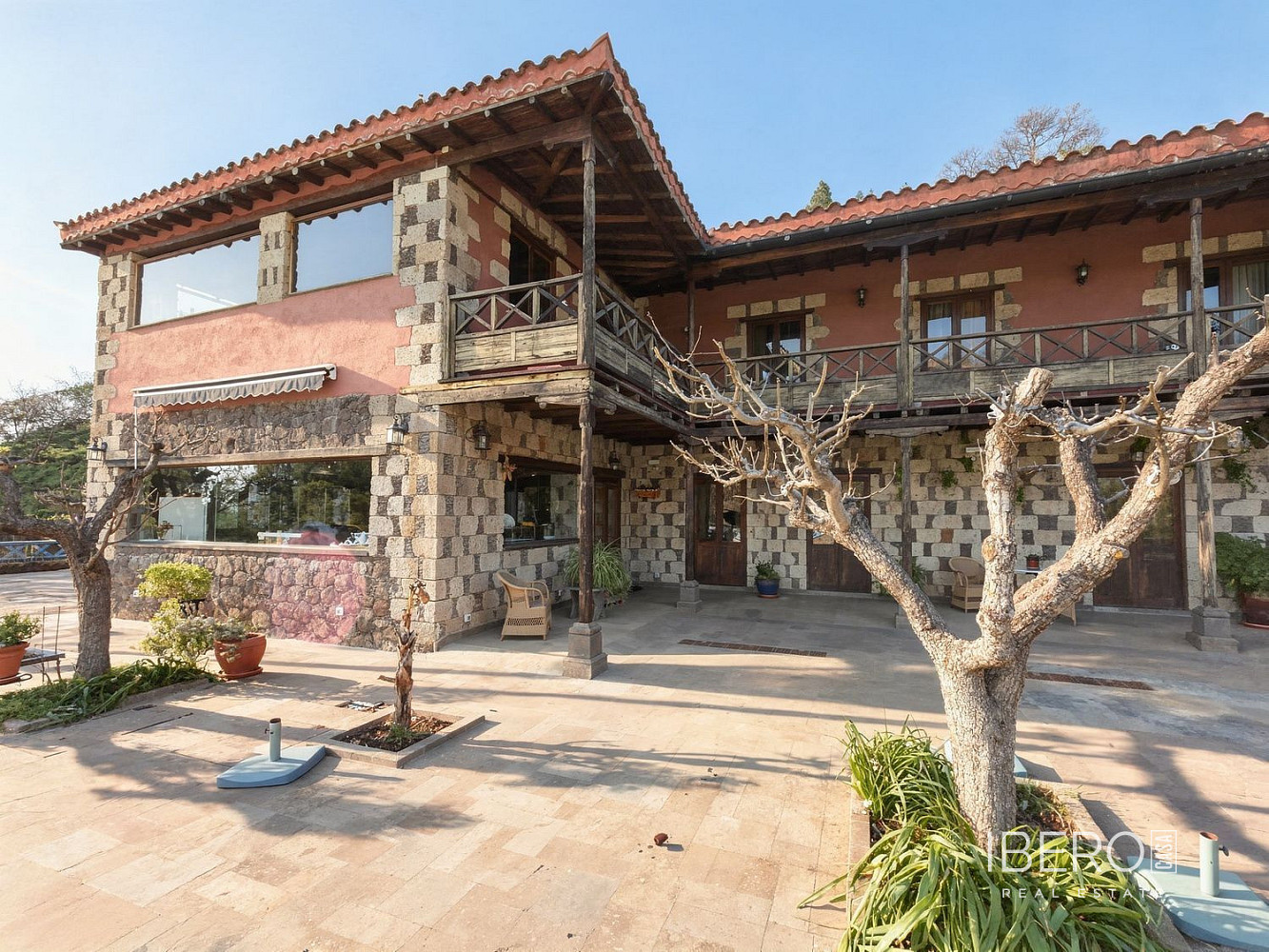 Prodej domu 76 790 m² s pozemkem 76 043 m²