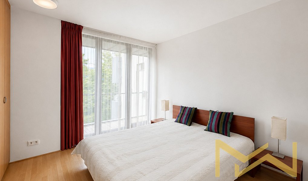 Pronájem bytu 2+kk 61 m², Praha – náhled fotky 2