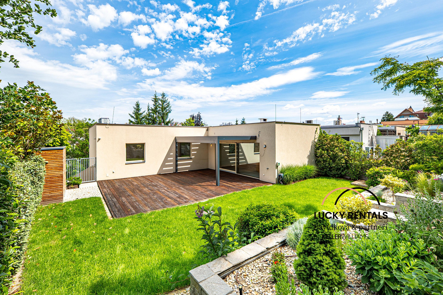 Prodej domu 192 m² s pozemkem 514 m²