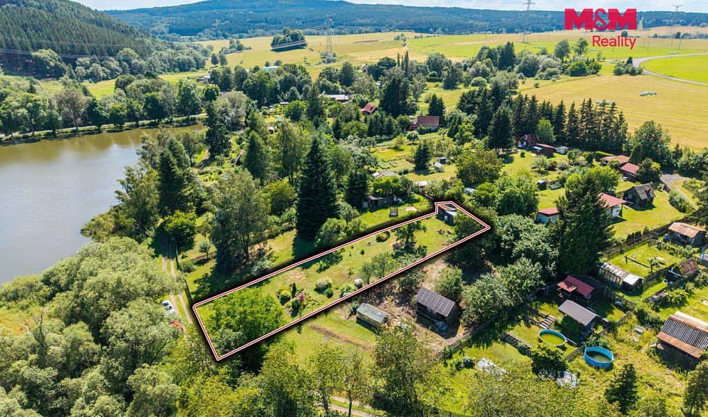 Prodej zahrady 878 m², Bochov – náhled fotky 11