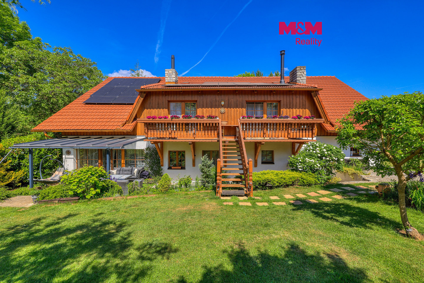 Prodej domu 466 m² s pozemkem 2 487 m²