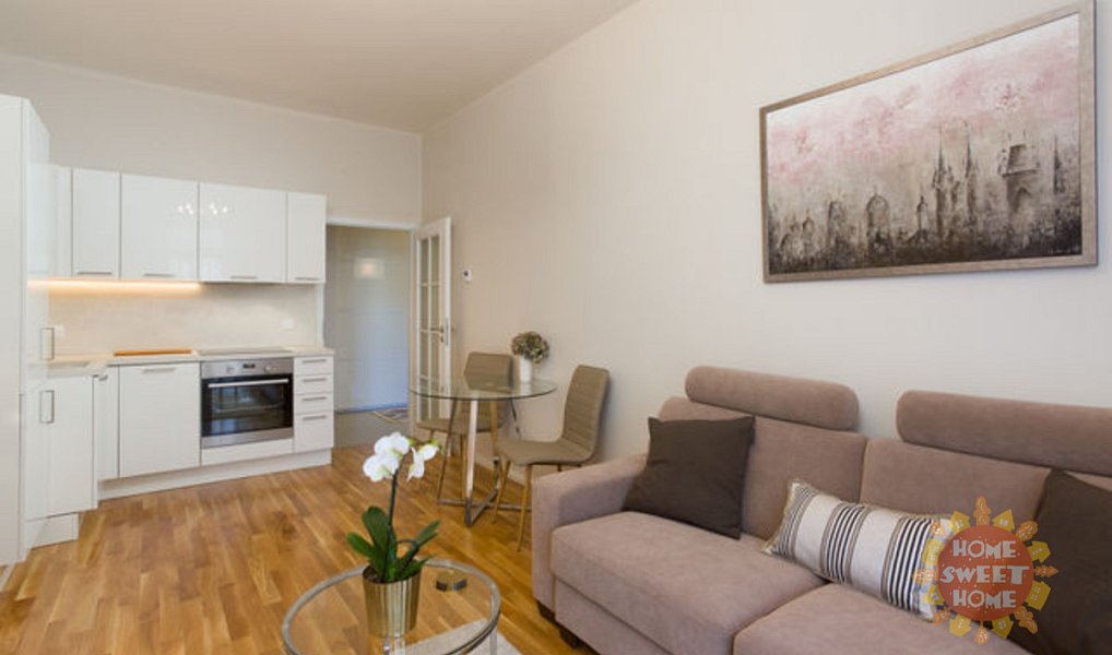 Pronájem bytu 2+kk 48 m², Praha – náhled fotky 2