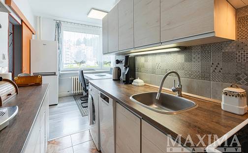 Prodej bytu 3+1 82 m², Poštovní, Desná - Desná II, okres Jablonec nad Nisou