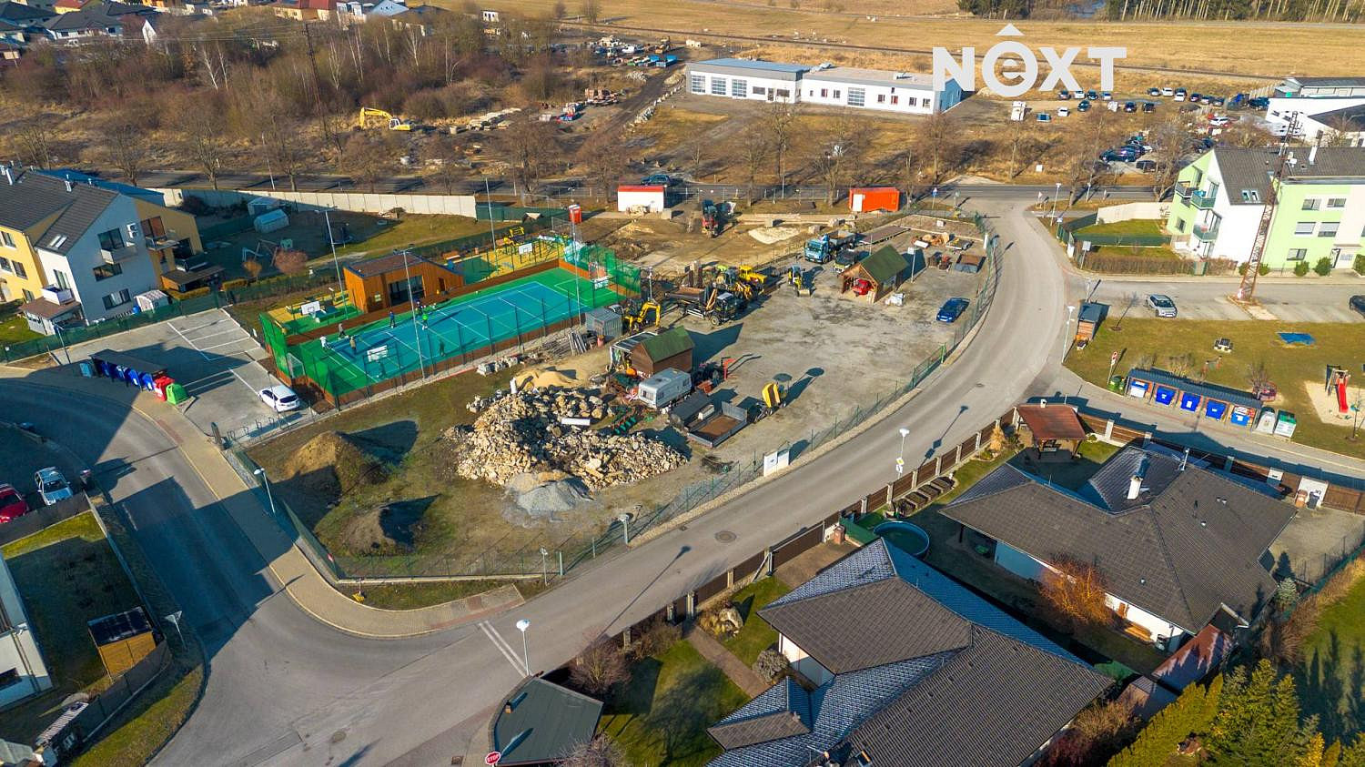 Prodej stavebního pozemku 2 337 m²