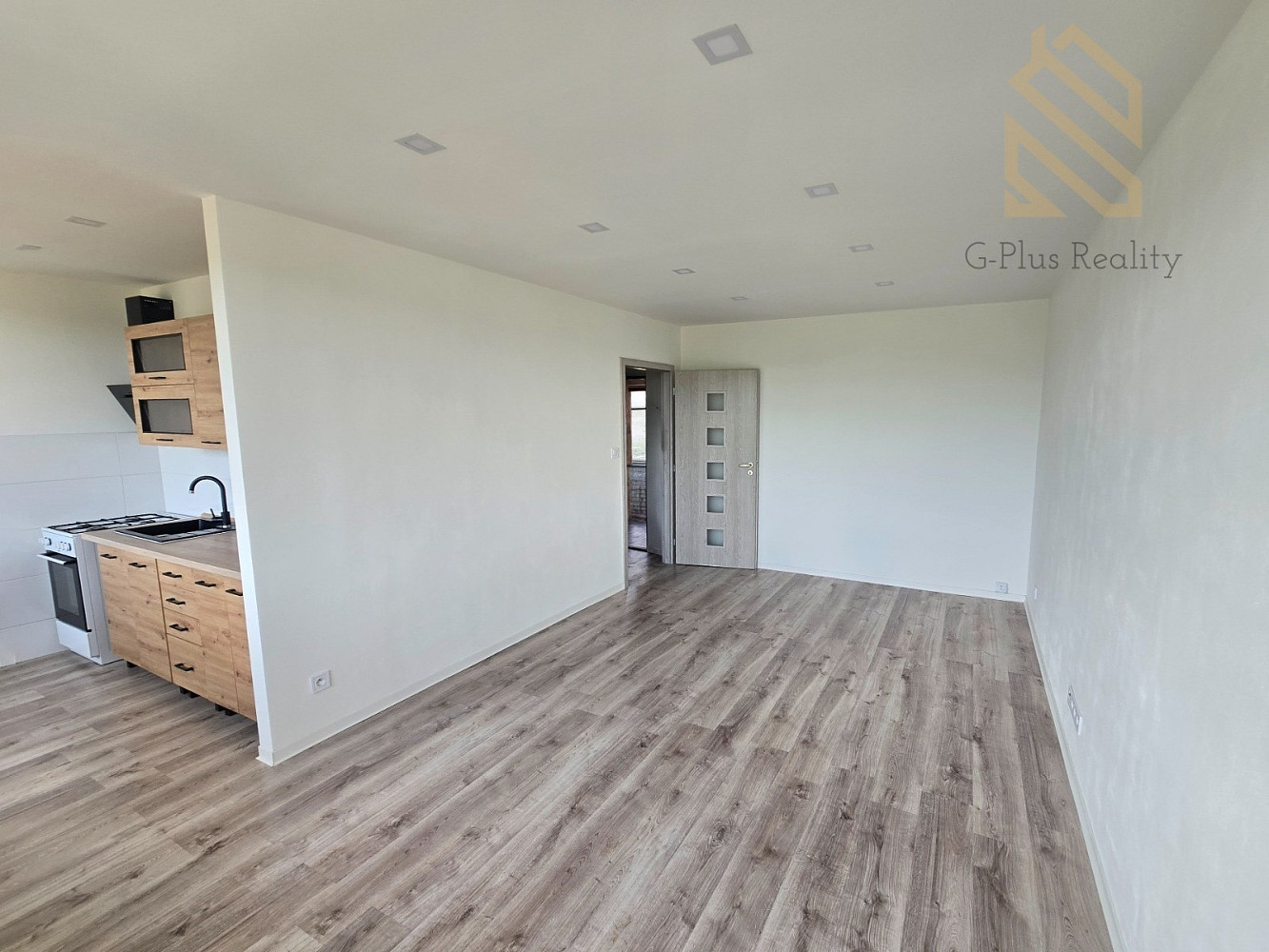 Pronájem bytu 1+1 30 m² – fotografie 2
