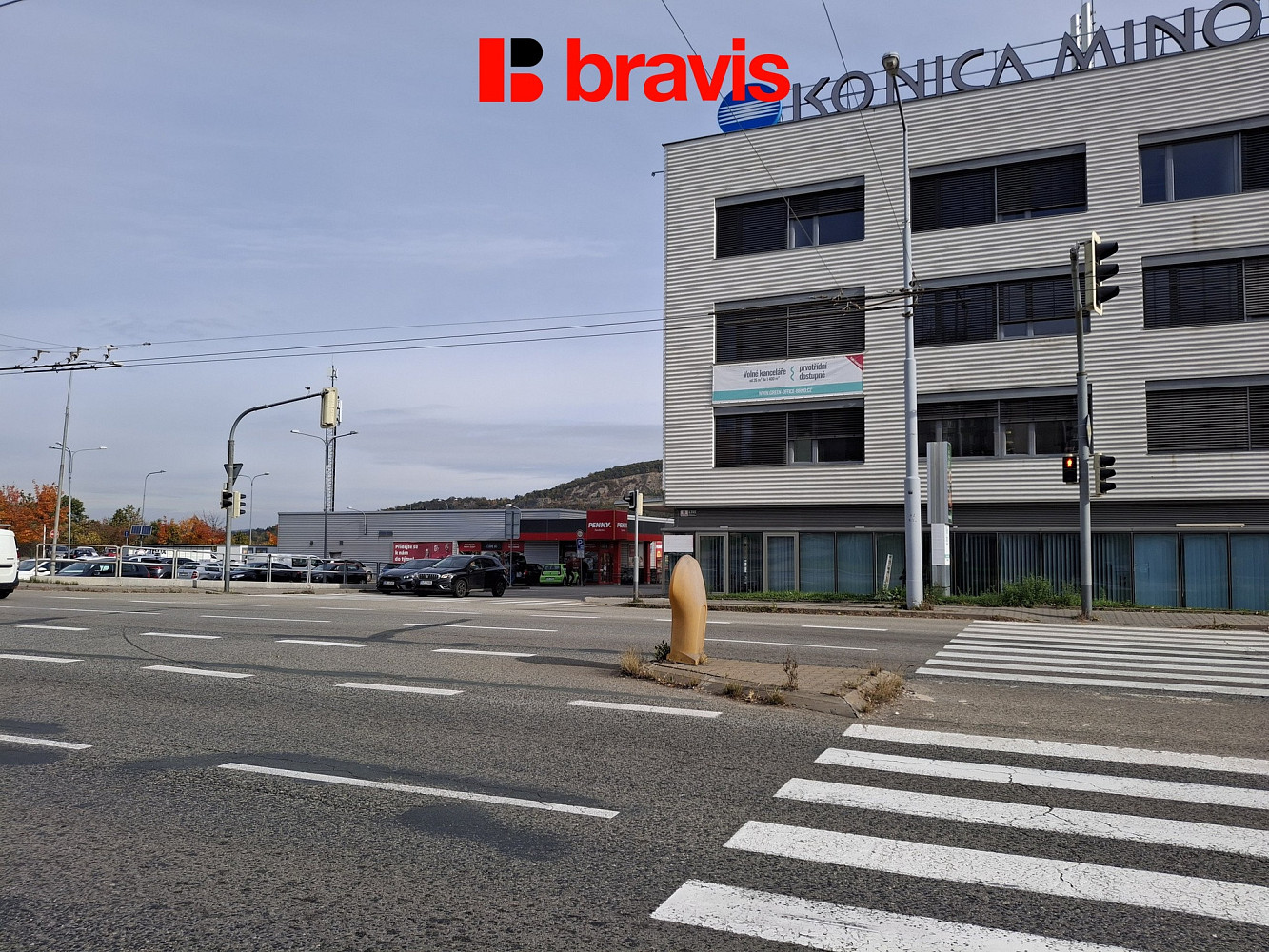 Prodej prostorné garáže 20 m2, elektřina zavedená, brno - vinohrady, ul. žarošická. — photo 5