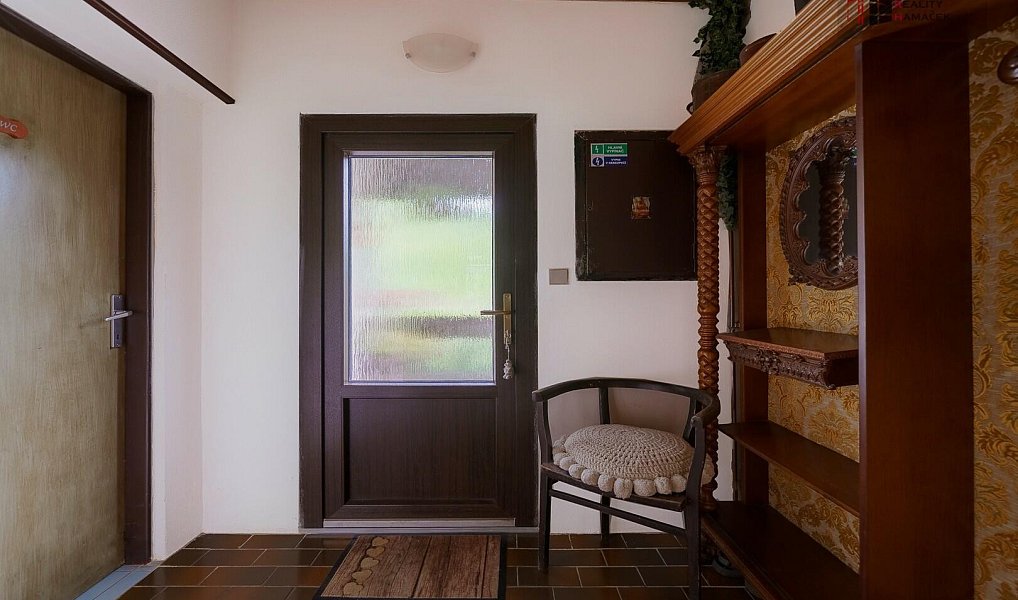 Prodej domu 421 m² s pozemkem 443 m², Desná – náhled fotky 12