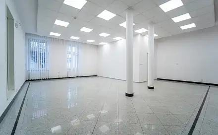 Pronájem obchodních prostor 92 m², Legerova, Kolín - Kolín III